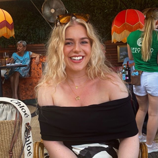 Senior Account Manager Alice Johnson